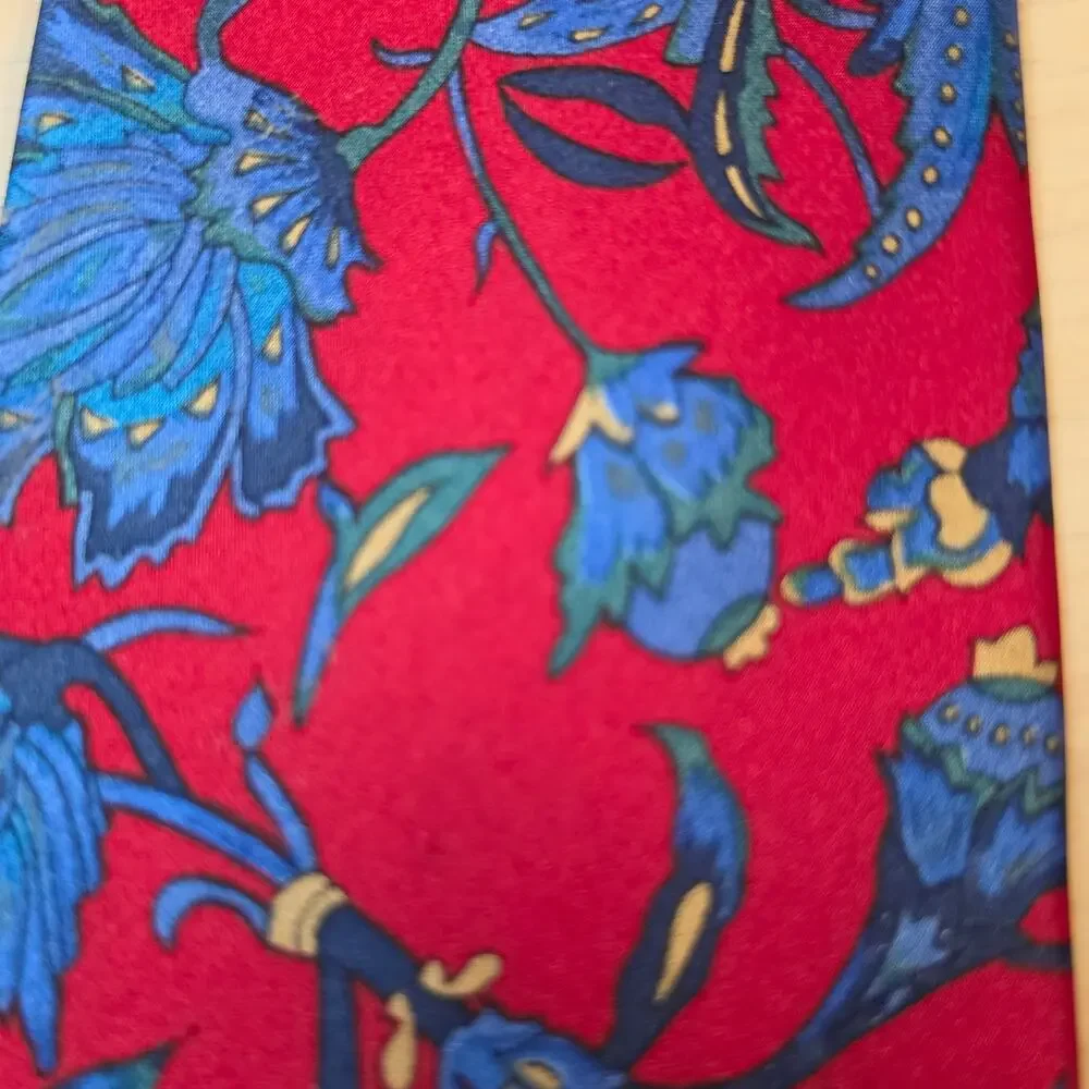 Lot of 2 Vintage 100% Italian Silk Ties Red Floral & Navy Blue Geometric Stripe